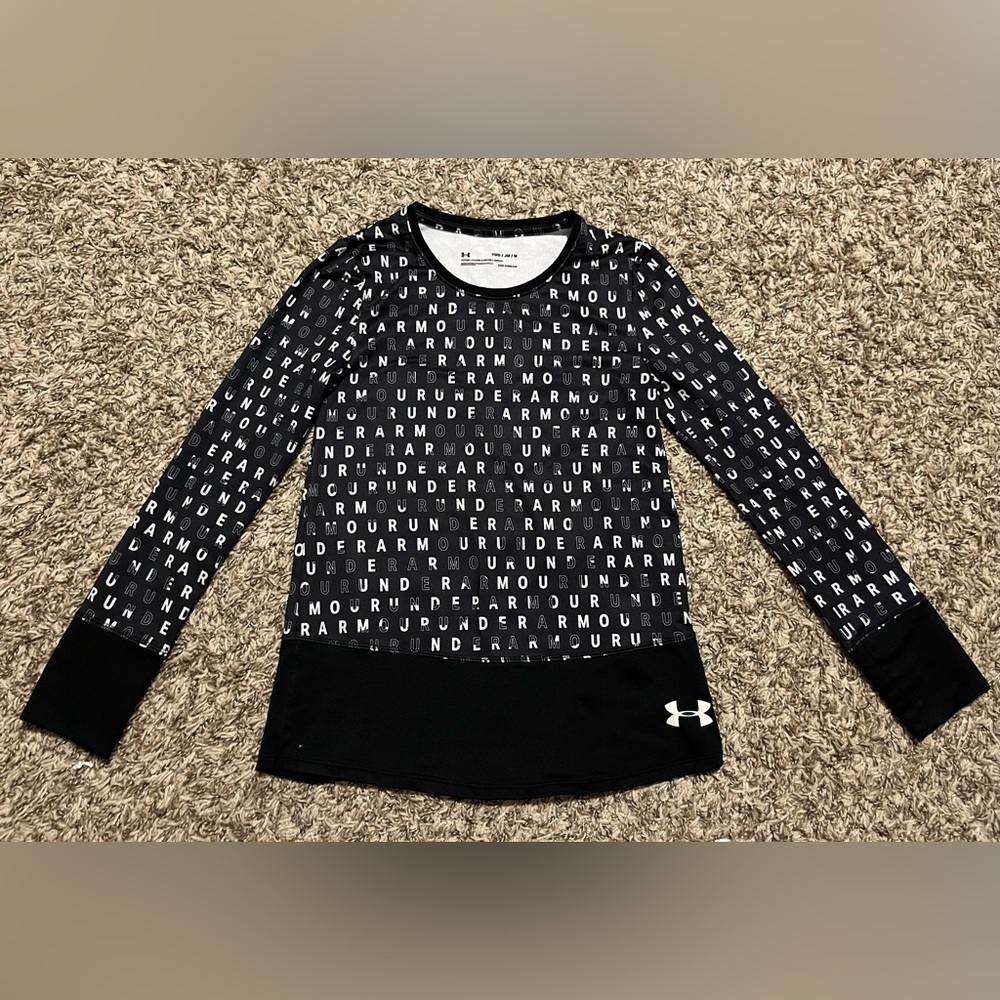 Under Armour Cold Gear Kids Novelty Long Sleeve Shirt Girls Youth Medium